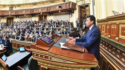 برلماني يحذر من اختفاء أندية المصري والاتحاد والإسماعيلي