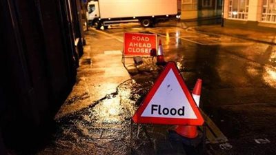 العاصفة كريستوف تضرب المملكة المتحدة.. والسلطات تصدر 5 تحذيرات | صور