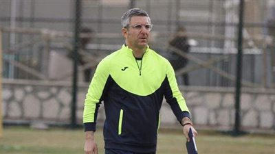 رسميًا.. إقالة بابا فاسيليو من تدريب وادي دجلة