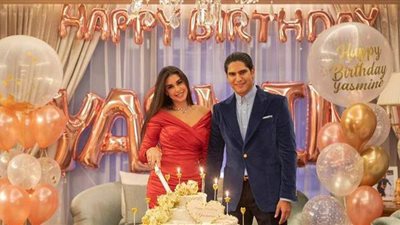 رقم خيالي وماركة عالمية.. تعرف على سعر فستان ياسمين صبري في حفل عيد ميلادها | صور