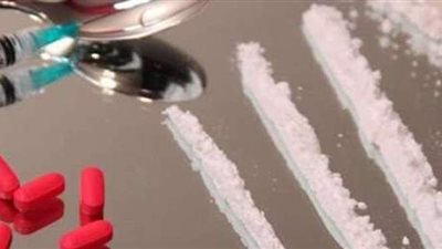 حبس 4 عاطلين بتهمة حيازة كيلو ونصف هيروين وشادو بالقليوبية