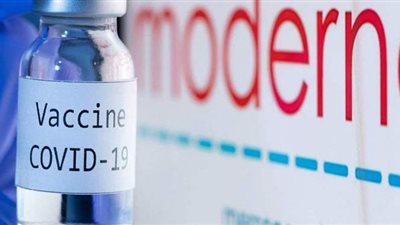 العامل نسي يقفل التلاجة.. إتلاف ألفي جرعة لقاح موديرنا ضد كورونا في أمريكا