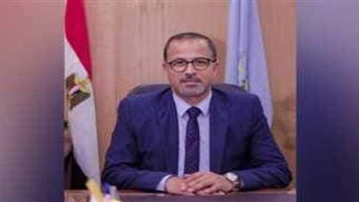 وكيل صحة القليوبية الجديد يقف دقيقة حدادا على روح الطبيب حمدي الطباخ