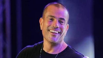 قبل حفلة الليلة.. عمرو دياب ينشر صورة جديدة من دبي