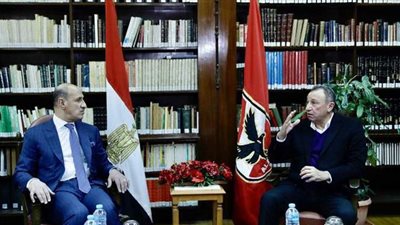 الخطيب يستقبل وزير الشباب والرياضة العراقي