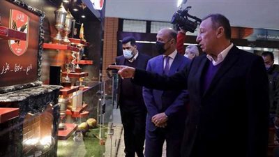 وزير الرياضة العراقي: نجاحات الأهلي فخر للرياضة العربية