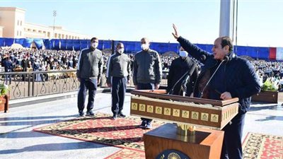 السيسي: مهمة الشرطة مقدسة لحفظ الأمن والاستقرار