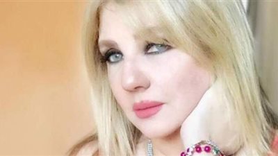 ندي بسيوني تعلن وفاة شقيقة الفنان سناء شافع