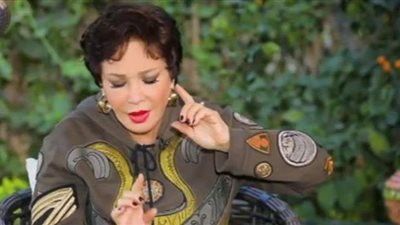 لبلبة: لما بشتغل مع عادل إمام بسيب نفسى.. وتركيزي على عينه وفمه| فيديو