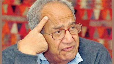 جلال أمين يكتب: معذرة أستاذنا العميد