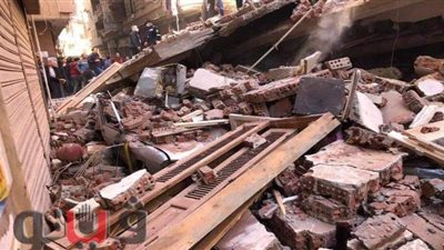 جيران منزل المحلة المنهار: المشهد مرعب.. والأهالي تدافعوا لإنقاذ الضحايا