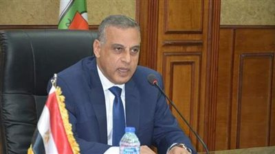 ترقية 125 معلما وأخصائيا ونقل 65 إلى وظائف معلمين بسوهاج