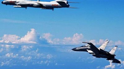 8 قاذفات و4 مقاتلات صينية تخترق أجواء تايوان