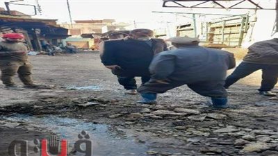 إصلاح كسر ماسورة مياه رئيسية بميدان السيد البدوي بطنطا