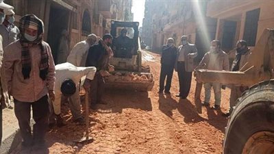 استمرار أعمال تطوير وتأهيل حي شرق أسيوط |صور