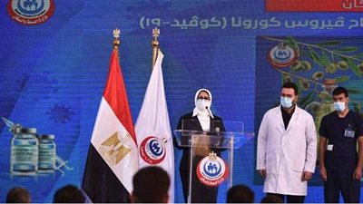 وزيرة الصحة: لقاح سينوفارم عبارة عن فيروس كورونا معطل