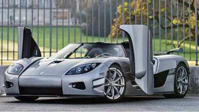 طرق تحويل السيارات إلى آلة ملاهي تتحرك بالشوارع العامة |فيديو