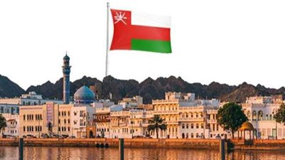 سلطنة عمان تستثني الأجانب من بعض المهن.. تعرف عليها