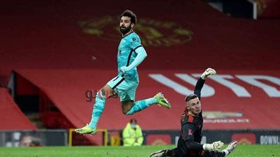 محمد صلاح يتساوى مع هاري كين في زعامة هدافي إنجلترا