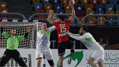 نشرة الرياضة وأبرزها: تأهل منتخب اليد.. مانشستر يقهر ليفربول.. تجديد عقد نجمي الأهلي.. وحقيقة رحيل باتشيكو عن الزمالك