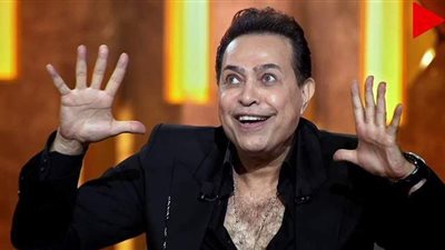 حكيم: لما ربنا حقق أمنيتي كنت ماشي في الشارع بعيط | فيديو