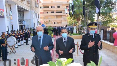 محافظ الغربية يضع إكليل زهور على النصب التذكاري لشهداء الشرطة