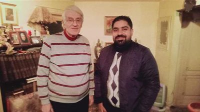 حكاية يوناني سلم قطعتين أثريتين من العصر الروماني لمحافظ الإسكندرية | فيديو