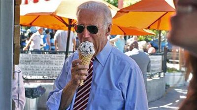 بعد ترامب والكولا.. تعرف على قصة عشق بايدن والآيس كريم | صور