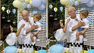 في عيد ميلاده الـ66.. صلاح عبد الله يحتفل مع أحفاده