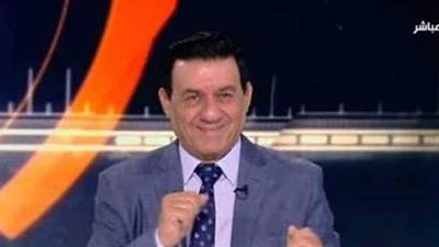 مدحت شلبي يعلق على مباراة الأهلي وبيراميدز عبر شاشة 