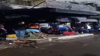 النيابة تعاين حريقا في محل كماليات سيارات بشبرا