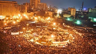هاشتاج ميدان التحرير يتصدر تويتر.. ومغردون: 18 يوم محفورين في الذاكرة
