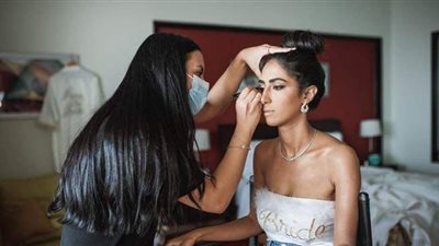 دم الغزال موضة ألوان الروج فى شتاء 2021