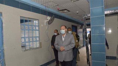 محافظ أسيوط يتفقد مشروعات مبادرة 