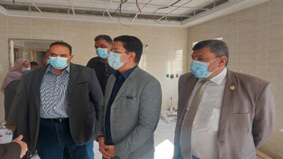 الجيزاوى يتفقد رفع كفاءة عدد من المنشآت بجامعة بنها