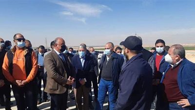 وزيرا الري والزراعة يتفقدان مصنع السكر في المنيا