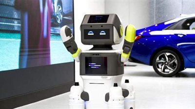 هيونداي تستعين بالروبوتات الذكية في معارض سياراتها | صور