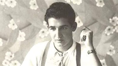 تاجر فى الأسلحة.. أسرار تنشر لأول مرة عن حياة إحسان عبد القدوس