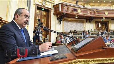 وزير الطيران: وضعنا خطة مسبقة للتعامل مع أي متغيرات بالطقس