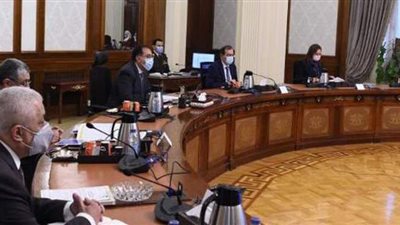 مدبولي: تكليفات عاجلة للمحافظين بتذليل عقبات مشروع تطوير القرى