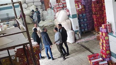 ضبط صاحب مصنع لإنتاج السناكس بدون ترخيص في الإسكندرية