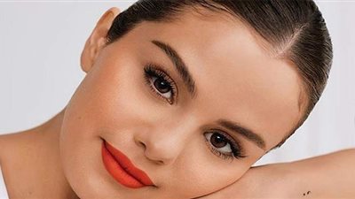 بعد أيام من طرحها.. 45 مليون مشاهدة لأغنية سيلينا جوميز «De Una Vez»