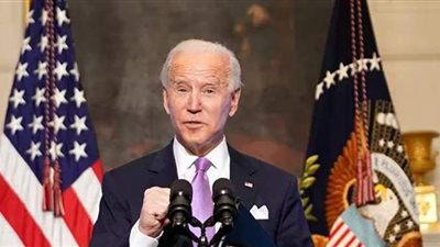 بايدن يتعهد بتطعيم 300 مليون أمريكي بحلول الصيف