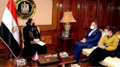 وزيرة التجارة: حريصون على توسيع التعاون الاستثماري مع سويسرا.. و960 مليون دولار حجم التبادل التجاري