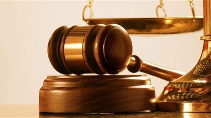 إحالة مدير عام الادارات