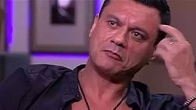 صاحب أشهر جملة في تاريخ سينما الشباب.. حكاية عباس أبو الحسن وطبيب شهير متهم بالتحرش