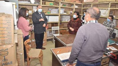 محافظ أسيوط يتفقد سير العمل بمخزن الأدوية الرئيسي | فيديو