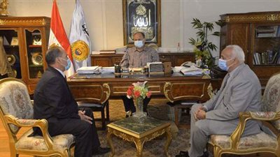 ربيع مكي مديراً لإدارة البداري التعليمية بأسيوط وعصمت زناتي وكيلًا