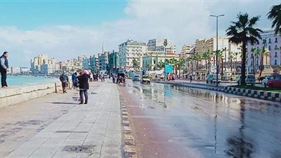 استمرار فتح بوغازى الإسكندرية رغم سوء الأحوال الجوية
