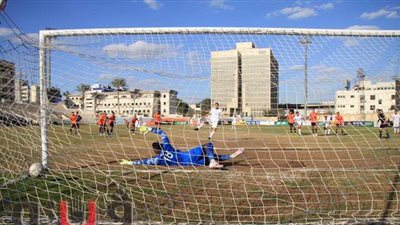 بضربة جزاء.. طلائع الجيش يتقدم بهدف على البنك الأهلي في الشوط الأول